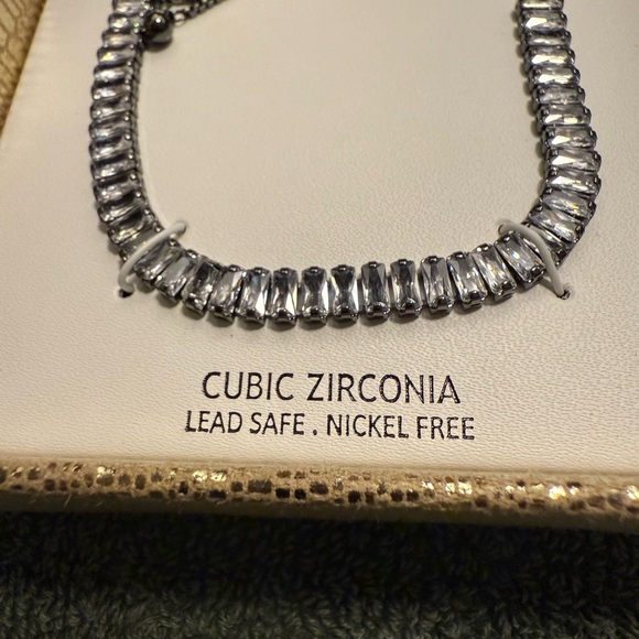 New in box House of Harlow 1960 Silver Cubic Zirconia Bracelet - Picture 3 of 3